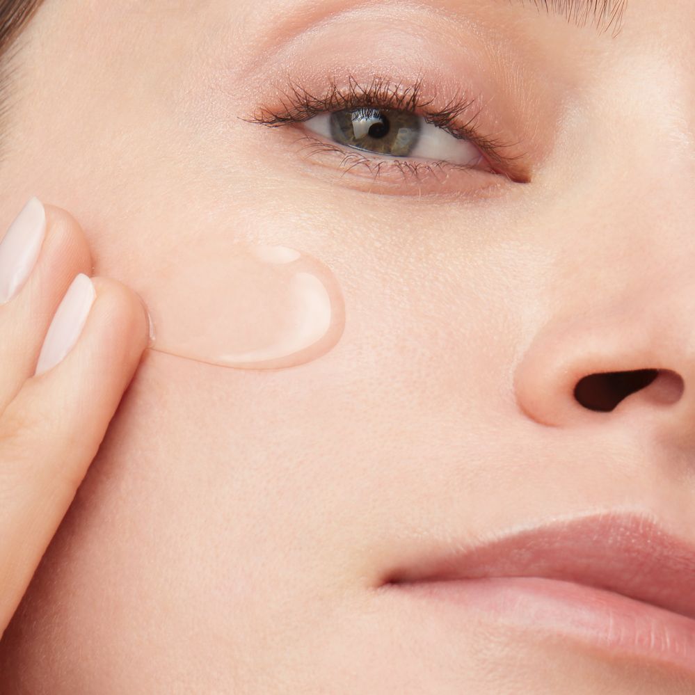 سيروم رينيرجي إتش. سي. إف ثلاثي المفعول