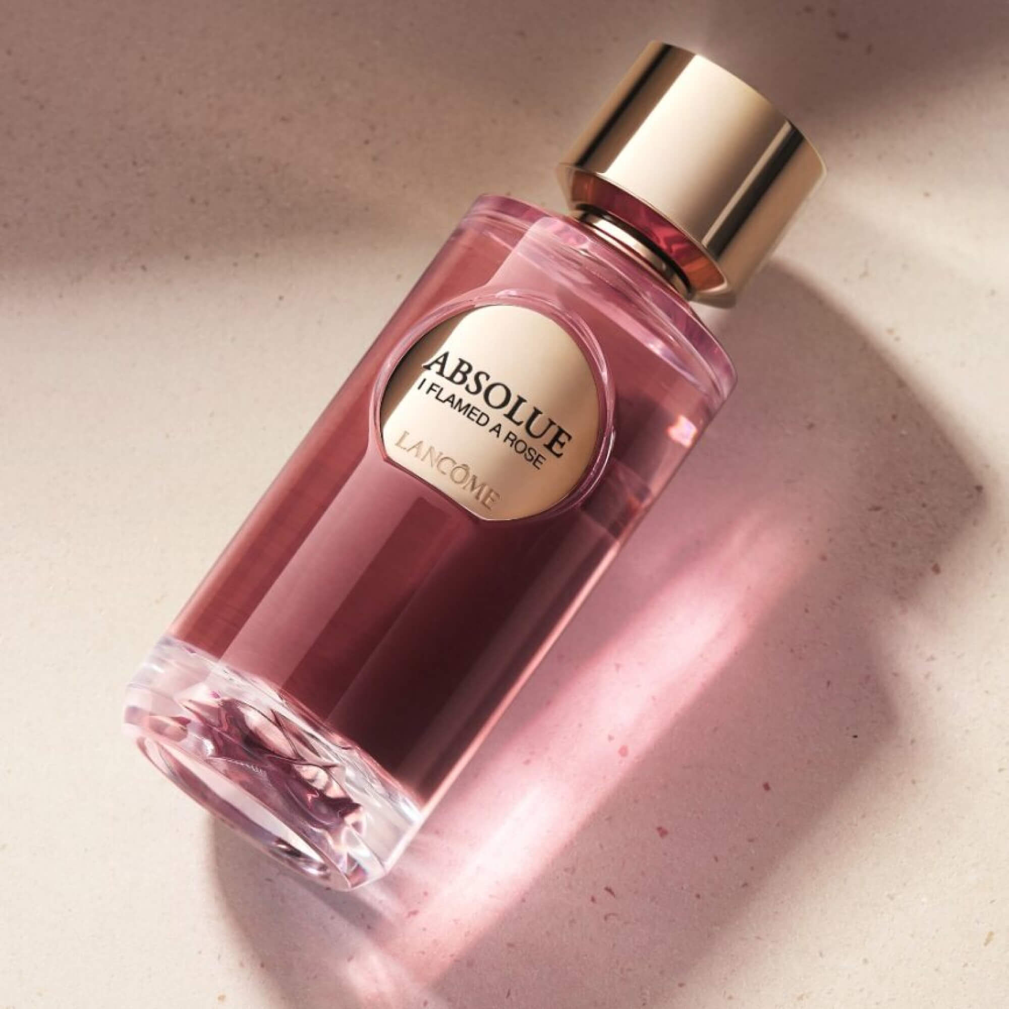 عطر آي فلايمد إيه روز